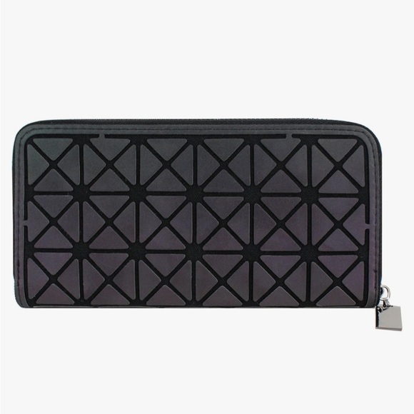Luminous Double Zip Geometric Diamond Wallet - New - Picture 1 of 10